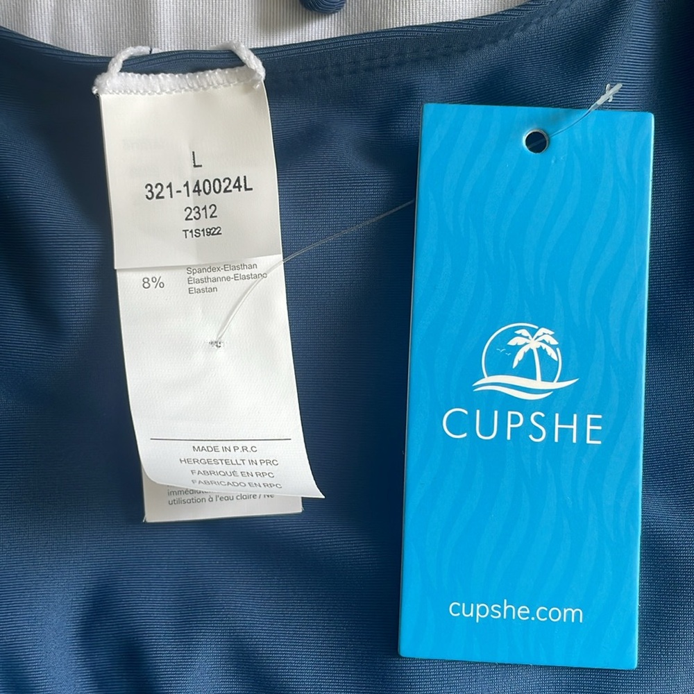 Cupshe Ruffled V-Neck & Lace-Up Back Swimsuit - Picture 12 of 14